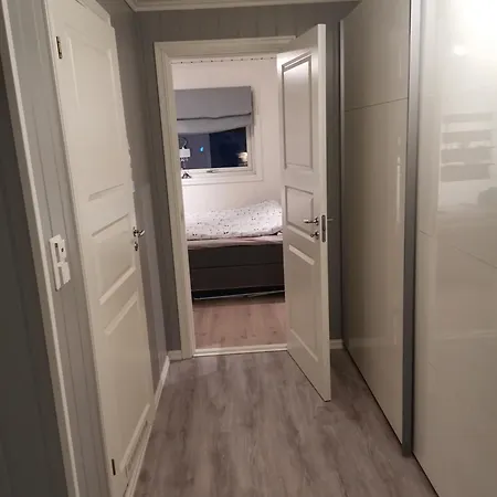 Privatunterkunft Lofot Rommet *